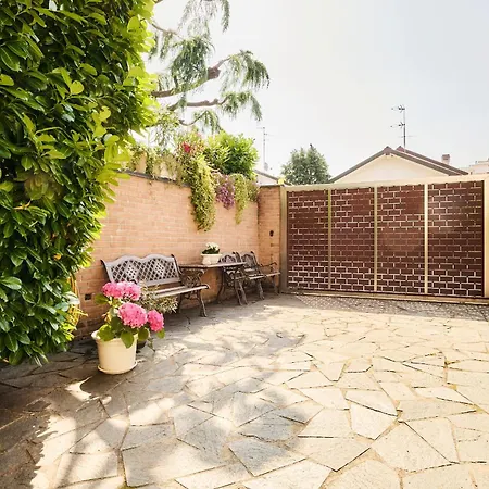 The Peaceful Close To Milan Bed & Breakfast *